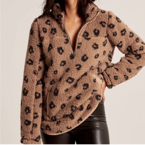 ABERCROMBIE & FITCH Sherpa Teddy Half-Zip Leopard Print Pullover Faux Leather - Picture 1 of 7